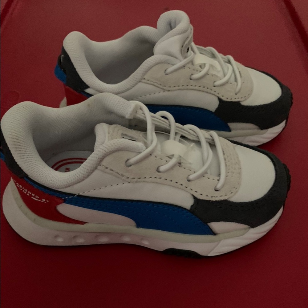 Kids Size 7C Puma BRAND NEW